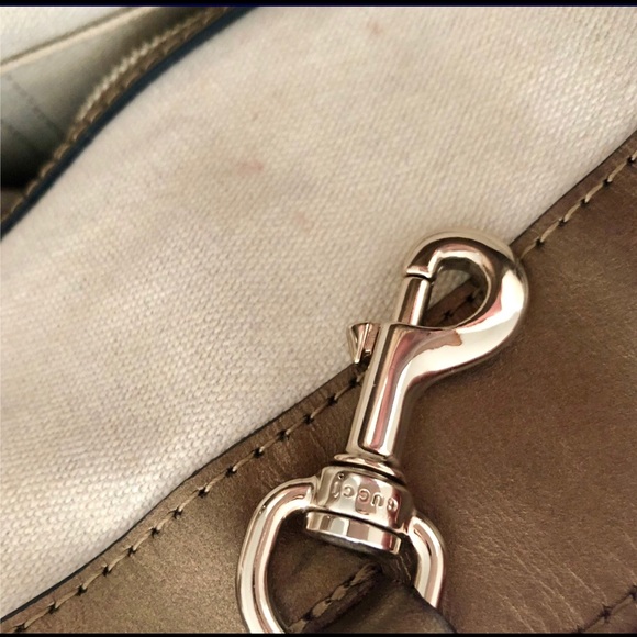 Gucci shoulder bag large. - Picture 4 of 15